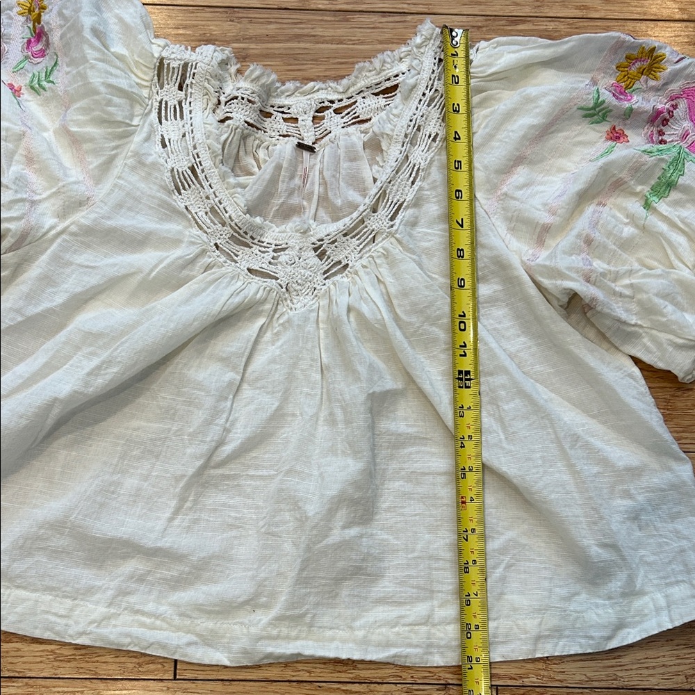Free People Floral Embroidered Crochet Cream Bohemia Baby Doll Fairy Blouse S - Picture 5 of 6